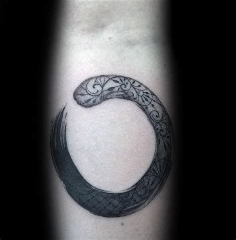 Tatuaggi Raffiguranti L Enso Il Cerchio Zen Con Significato