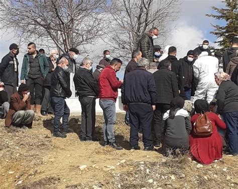 Son Dakika Haberi Ankarada Eşi Tarafından öldürülen Kadının Cenazesi