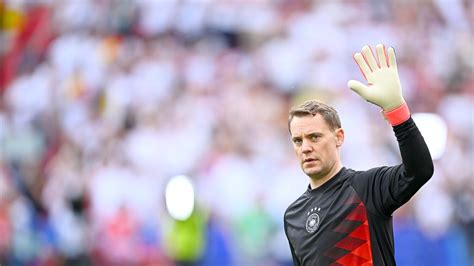 Deutschland Weltmeister Manuel Neuer beendet Karriere in der Fußball