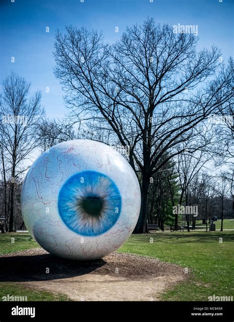 Eye sculpture hi-res stock photography and images - Alamy