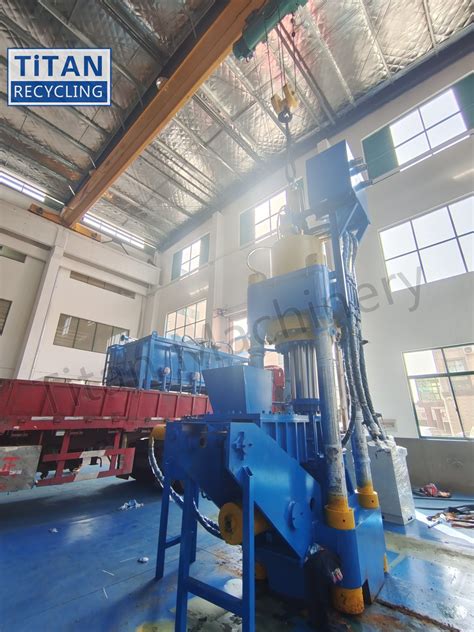 Titan High Density Scrap Metal Turnings Briquetter Machine Hydraulic