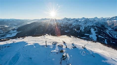 Skifahren In Den Dolomiten Sella Ronda Und Kronplatz