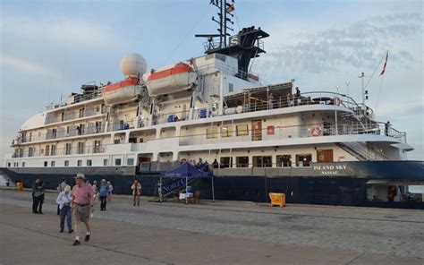 El Muelle De Levante Del Puerto De Huelva Recibe Hoy Por Primera Vez La