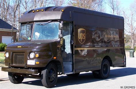 Ups Truck Icon