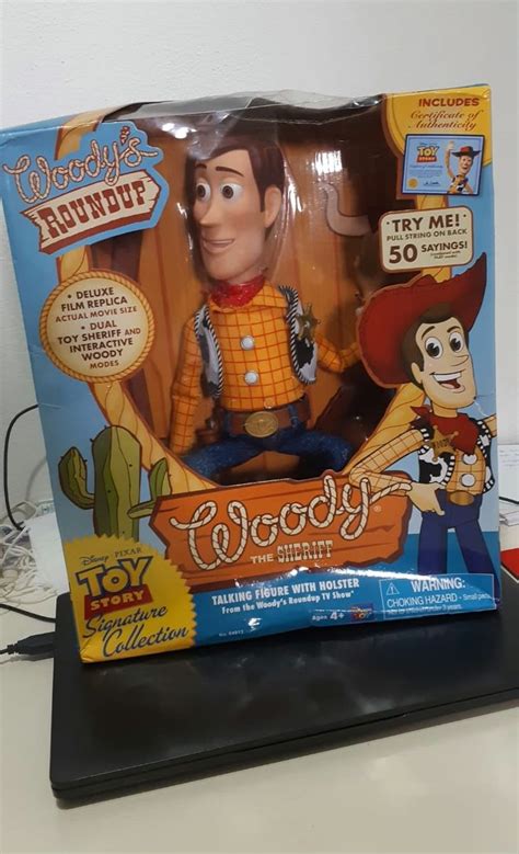 Boneco Woody Toy Story Fala 50 Frases Tamanho Real Disney Brinquedos