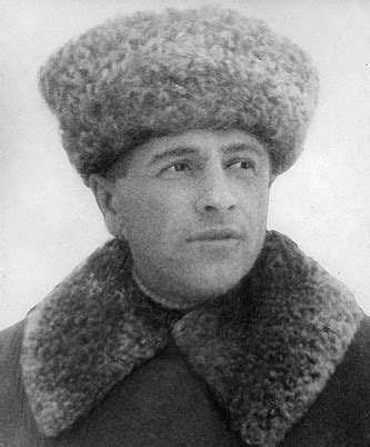 Лев Доватор. Биография