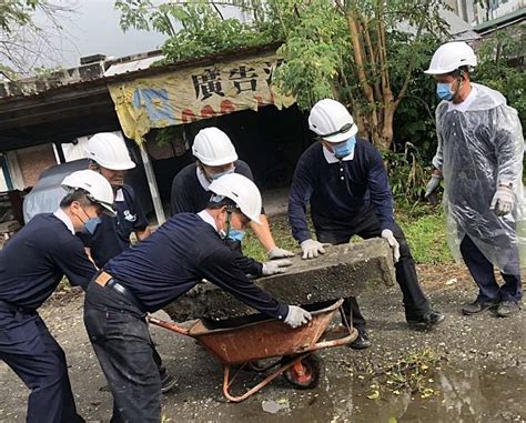 慈濟志工攜手更生人 助玉里重建 中華日報 Line Today