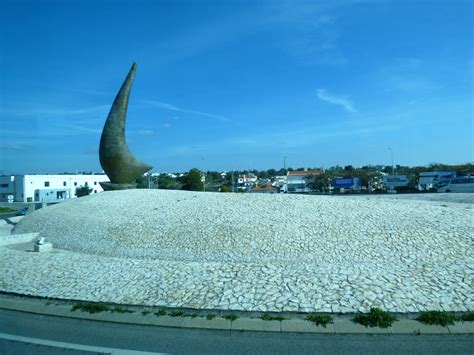 Viajar E Descobrir Portugal Tavira Rotunda Na N Vela Ao Vento