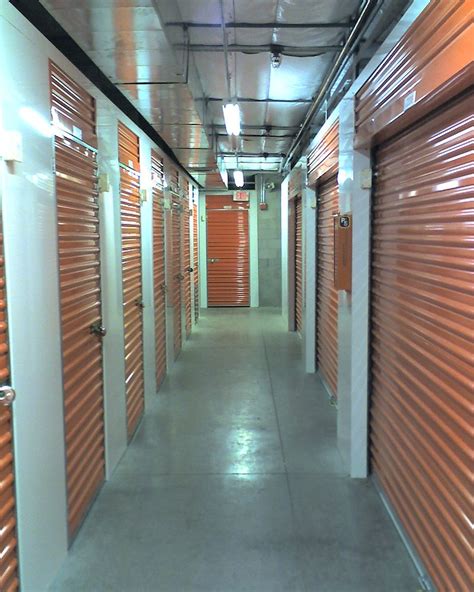 choose    storage unit business digital marketing