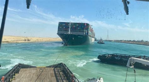 Fotos Las Fotos Del Reflote Del Ever Given El Buque Encallado En El Canal De Suez Imágenes