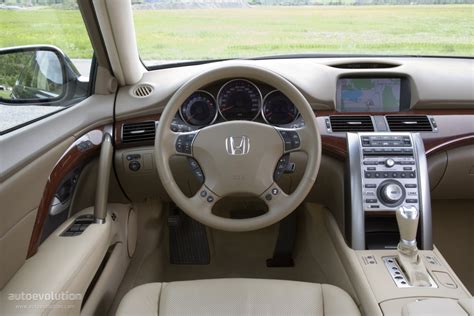 Honda Legend Sedan Specs