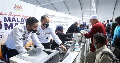 2 Jam Beratur Demi Selesaikan Saman Trafik Harian Metro