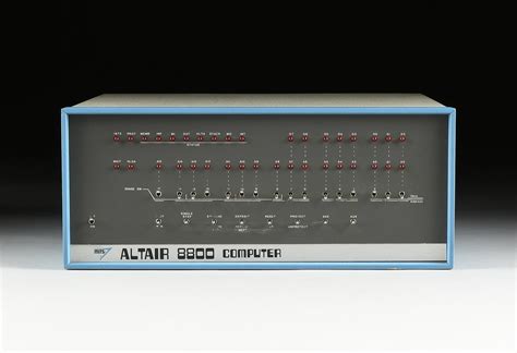 Lot A MITS ALTAIR 8800 COMPUTER CIRCA 1975