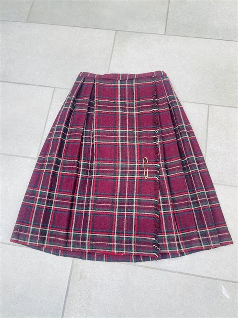 Pleated Plaid Kilt Gem