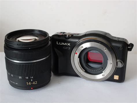 Panasonic Lumix Gf3 12mp Camera Kit With 14 42mm Lumix G Vario Asph