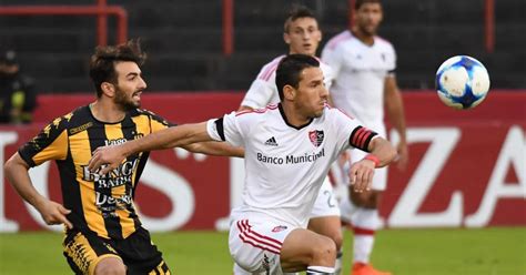 Newells Le Ganó A Olimpo Y Es Escolta De Boca