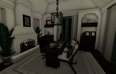 Payton On Twitter This House Is So Sexy I Cant Bloxburg Most If Not All Decals Are Found