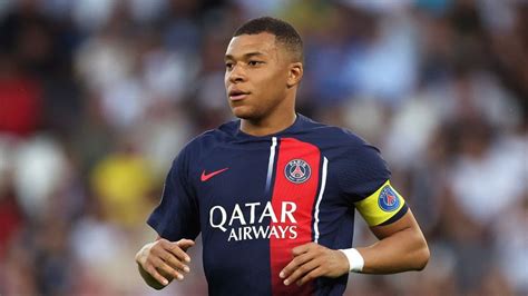 Kylian Mbappe Tells Paris Saint Germain That Decision On Future Is Imminent Report Football