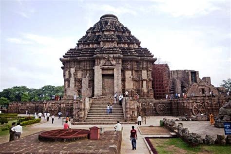 top  facts   konark sun temple odisha tusk travel