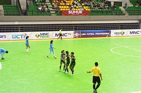 Liga Futsal Profesional Putri Pusaka Angels Panen Gol Lawan