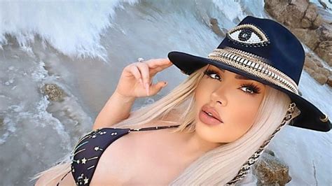 La Kardashian Mexicana Presume Con Atrevidas FOTOS Sus Vacaciones En