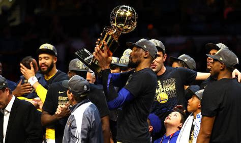 Warriors Win Nba Title After Sweeping Cavs In Finals Lebron James To Leave Cleveland Other