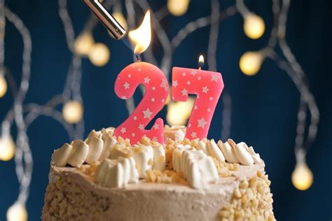 27 in Spanish | English to Spanish Translation - SpanishDictionary.com