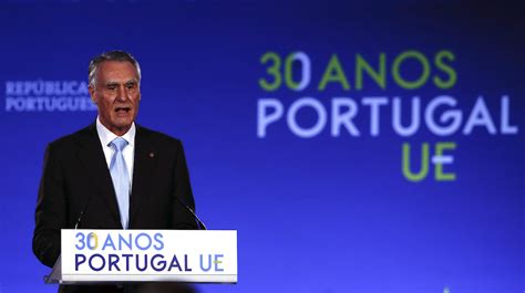 30 Anos De Portugal Na Ue Cavaco Pede Europa Sem Novos Muros