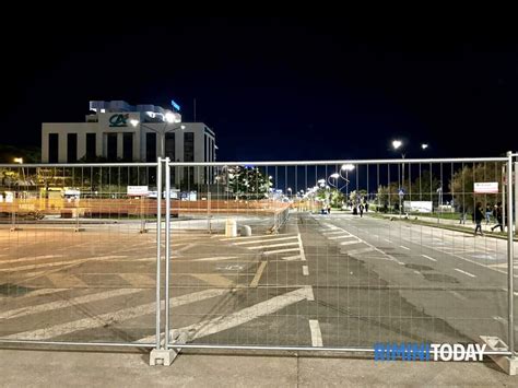 Piazzale Marvelli Off Limits Iniziano I Cantieri Per Il Parcheggio