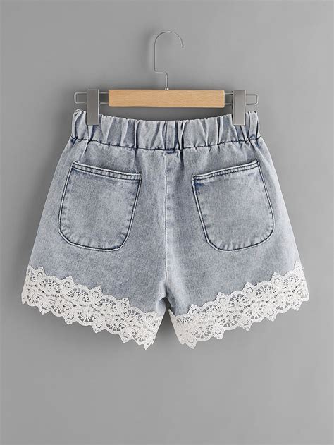 Contrast Lace Hem Drawstring Denim Shorts Western Wear Outfits