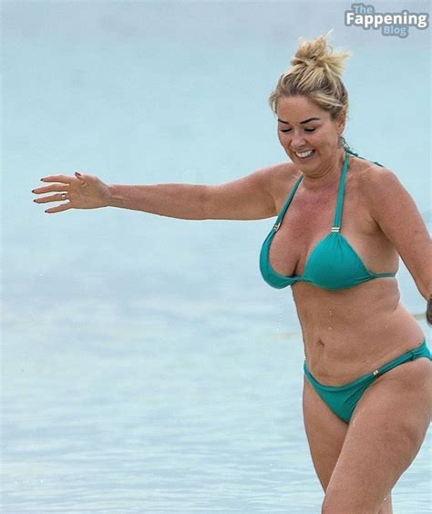 Claire Sweeney Bikini 47 Photos The Fappening Plus