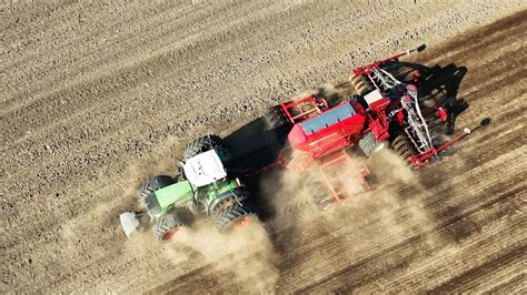 Fendt 930 Vario Seeding W Horsch Pronto 6 AS Seeder YouTube