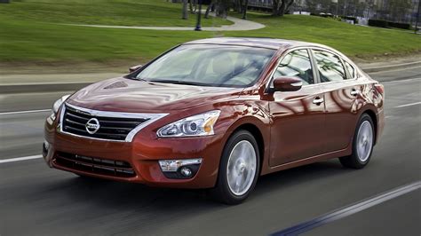 2013 Nissan Altima SV - Wallpapers and HD Images | Car Pixel