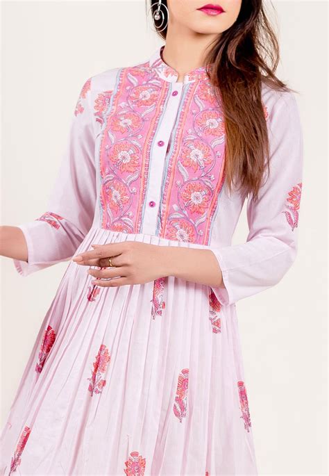 Buy Floral Printed Cotton Gown In White And Pink Online Tqm235