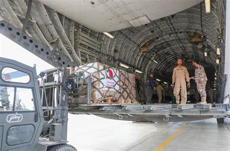 Iloveqatar Net Qatari Plane Carrying Tons Of Aid For Gaza Arrives