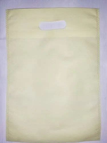 Plain White Non Woven D Cut Bag For Shopping At Rs 5 Piece In