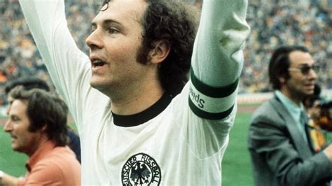 Kabar Duka Legenda Sepak Bola Jerman Franz Beckenbauer Meninggal Dunia