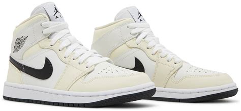 Giày Nike Wmns Air Jordan 1 Mid Coconut Milk BQ6472 121