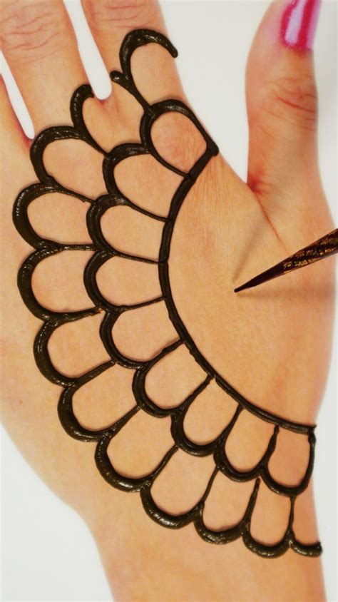 A Hendi Design On The Palm Of Someone S Hand