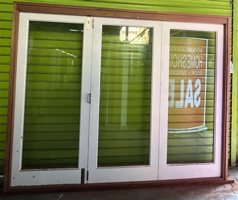 Three Door Multi-Fold - Woodworkers XS