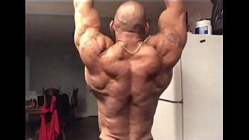 Bodybuilder 12 XVIDEOS