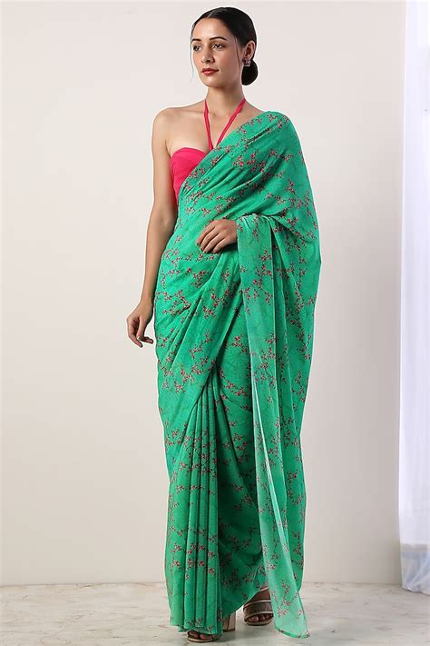 Green Crepe Floral Printed Saree Set By Label Nitika At Pernias Pop Up