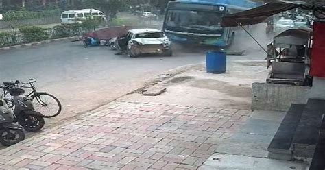 On Camera Delhi Bus Rams 4 Vehicles Runs Over Parked Bikes