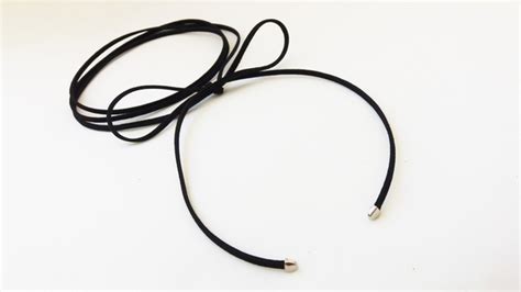 Colar Gargantilha Choker De Couro Preto Ponteiras Prateadas