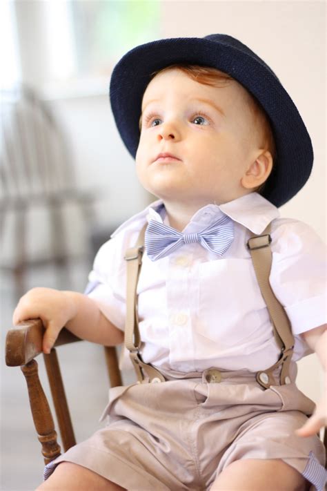 Twins First Birthday Amateur Photoshoot By Mom