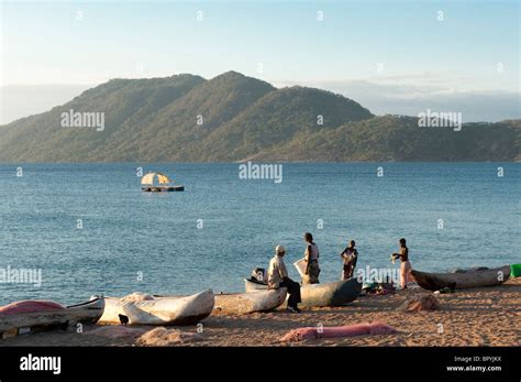 Beach on Lake Malawi, Chembe Village, Cape Maclear, Malawi Stock Photo - Alamy