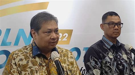 Punya Bonus Demografi Airlangga Hartarto Pertaruhan Indonesia Keluar