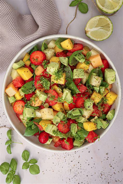 Melonsalat Med Mango Og Avocado Opskrift Melonsalat