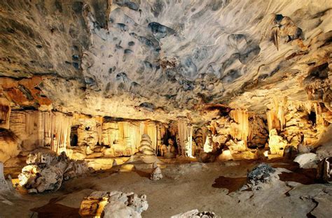 Cango Caves Adventure Tour- Oudtshoorn - Cape Town - South Africa