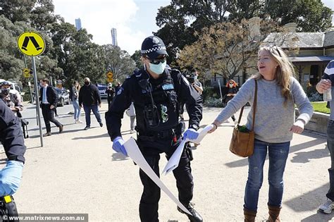 Anti Lockdown Activist Cant Talk About Anything Coronavirus As